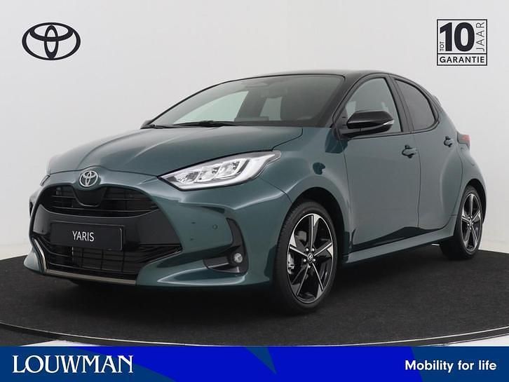 Groen Nieuw 2025 Toyota Yaris Executive Hatchback | € 34.489 (Eerlijke prijs) - Afbeelding 1/4