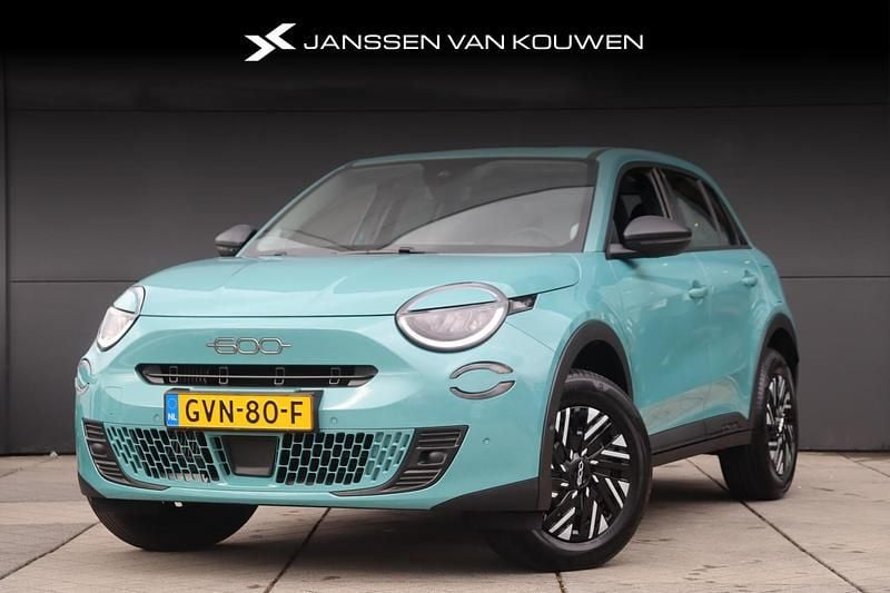 Occasion Fiat 600 Urban 145 PK (106 kW) 2024 Blauw SUV
