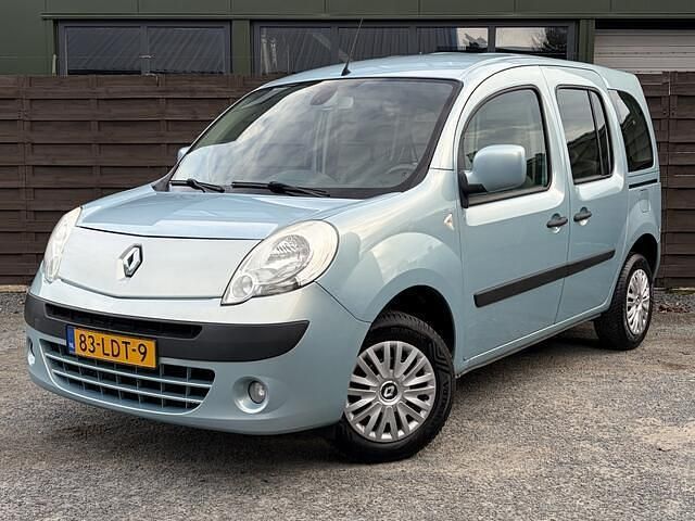 Blauw Gebruikt 2010 Renault Kangoo Expression MPV | € 5.950 - Afbeelding 1/4