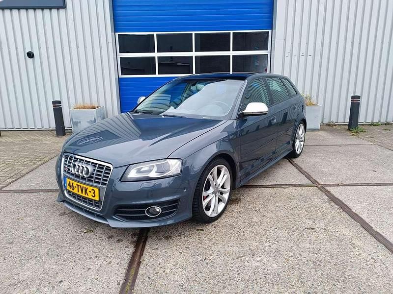 Grijs Gebruikt 2009 Audi S3 Sportback Proline Stationwagen | € 11.999 - Afbeelding 1/4