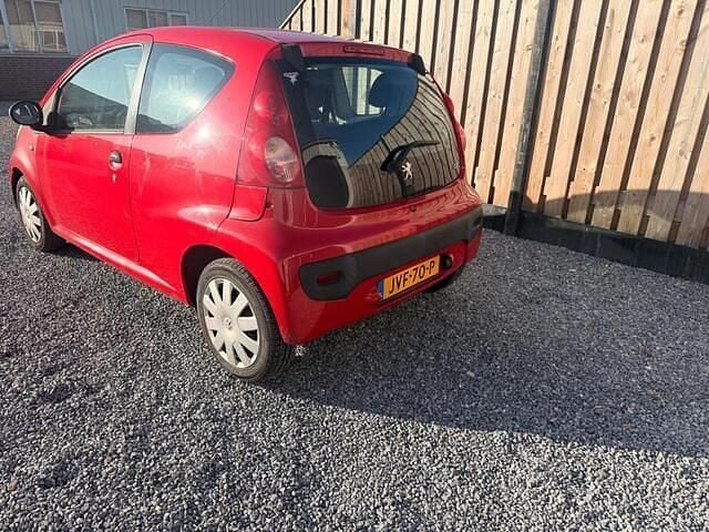 Occasion Peugeot 107 68 PK (50 kW) 2008 Rood Hatchback