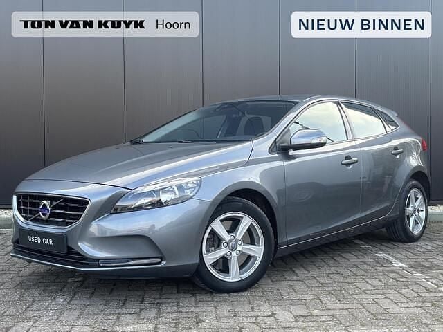 Occasion Volvo V40 Business Edition 123 PK (90 kW) 2015 Grijs Hatchback