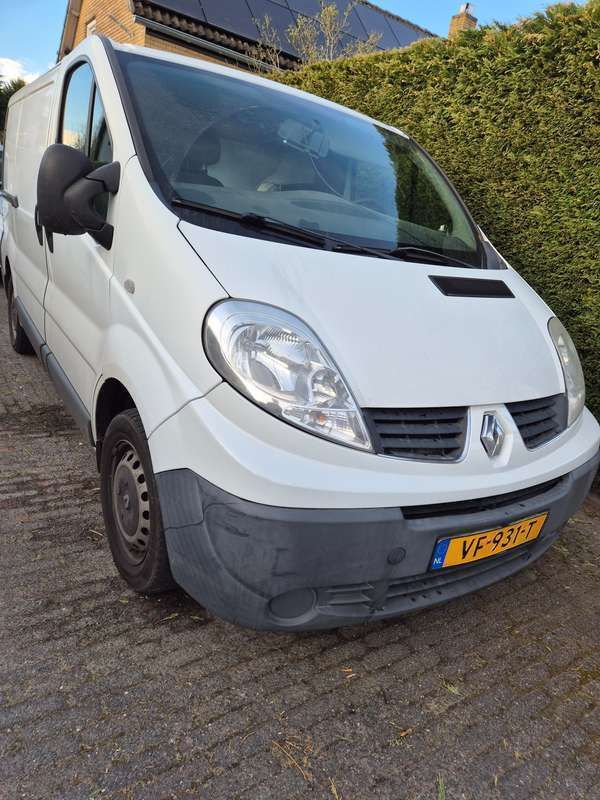 Wit Gebruikt 2013 Renault Trafic Van | € 7.500 (Iets duurder) - Afbeelding 1/4