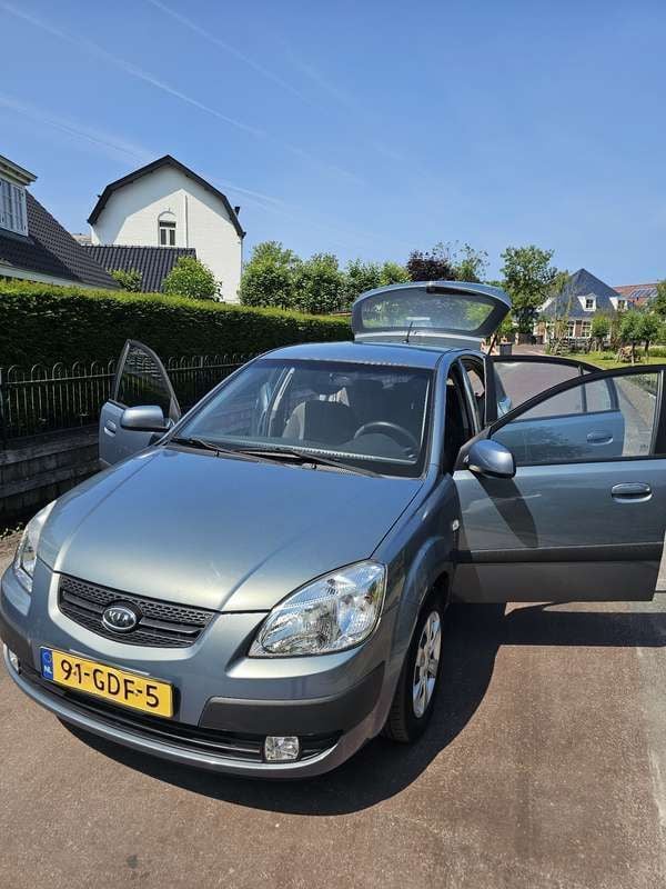 Gebruikt 2008 Kia Rio Basis Sedan | € 2.400 (Eerlijke prijs) - Afbeelding 1/4