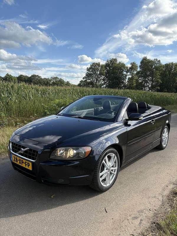 Blauw Gebruikt 2007 Volvo C70 Momentum Cabriolet | € 7.750 (Eerlijke prijs) - Afbeelding 1/4