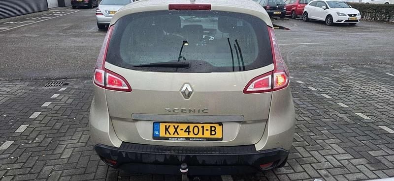 Occasion Renault Scénic III Dynamique 140 PK (102 kW) 2010 MPV