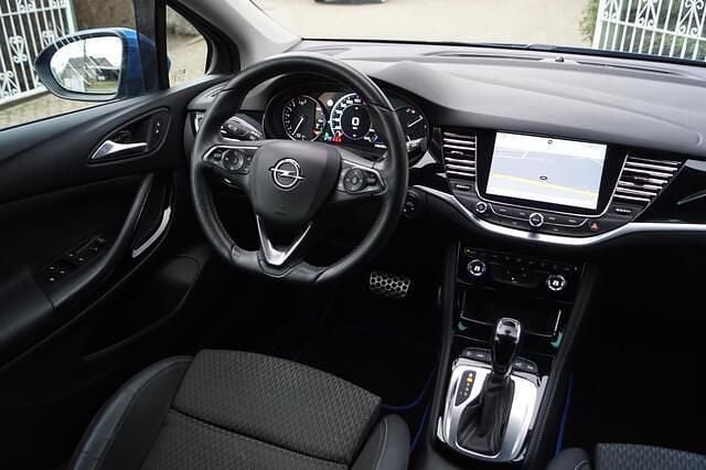 Occasion Opel Astra Business 200 PK (147 kW) 2019 Blauw (metallic) Hatchback