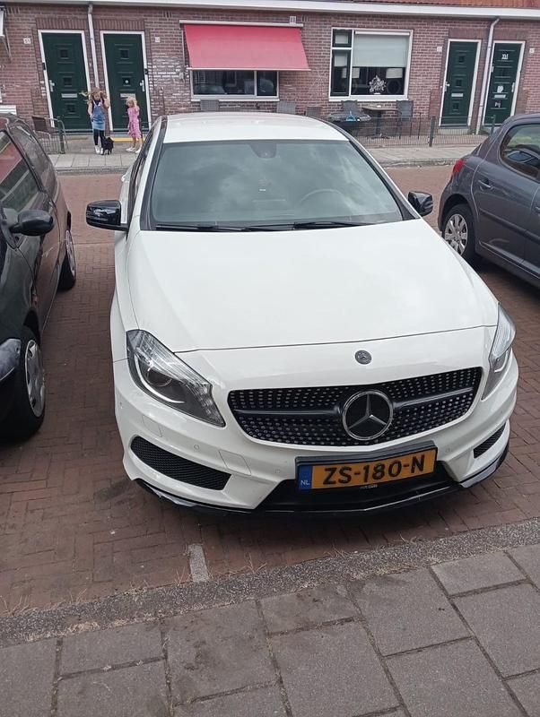 Occasion Mercedes A180 Prestige 122 PK (89 kW) 2015 Wit Hatchback