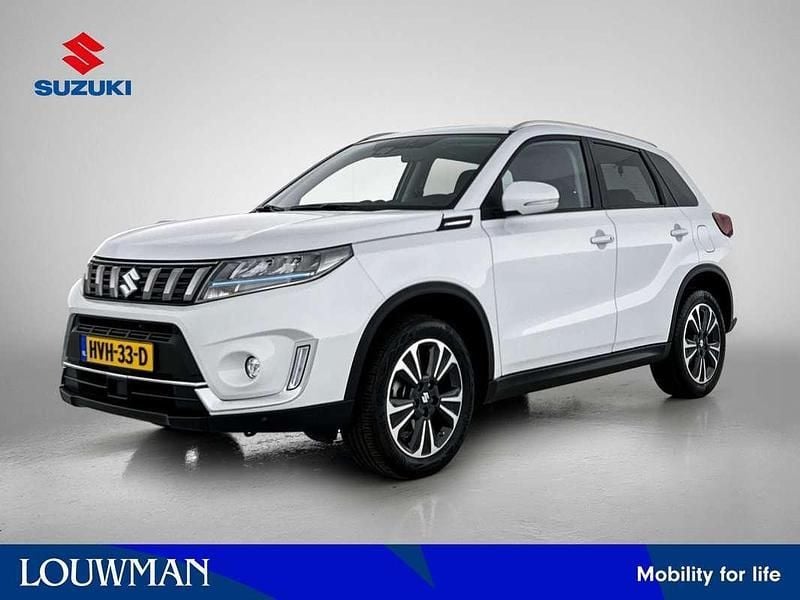 Wit Gebruikt 2022 Suzuki Vitara Style SUV | € 24.745 (Eerlijke prijs) - Afbeelding 1/3