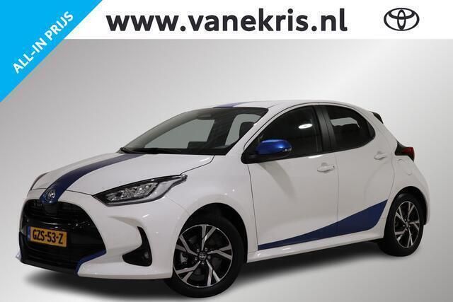Wit Gebruikt 2025 Toyota Yaris BlueLine Hatchback | € 29.499 - Afbeelding 1/4