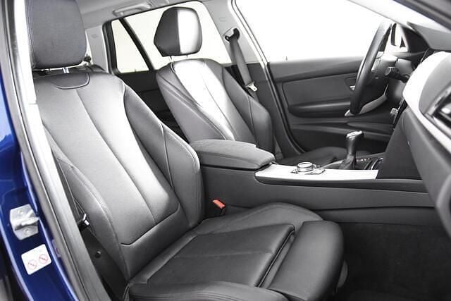 Occasion BMW 318 136 PK (100 kW) 2018 Blauw (metallic) Stationwagen