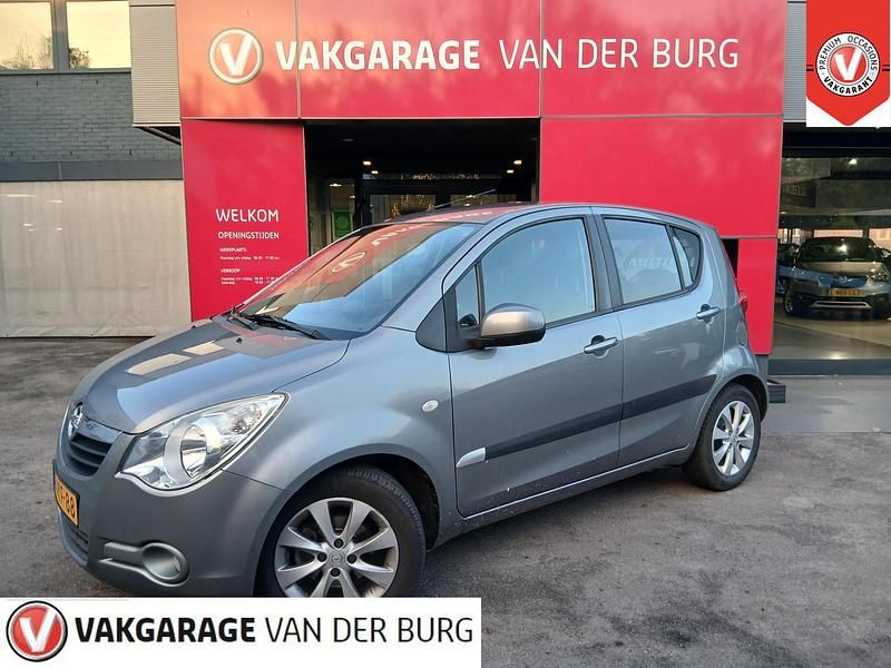 Grijs Gebruikt 2014 Opel Agila Hatchback | € 6.450 (Iets duurder) - Afbeelding 1/4