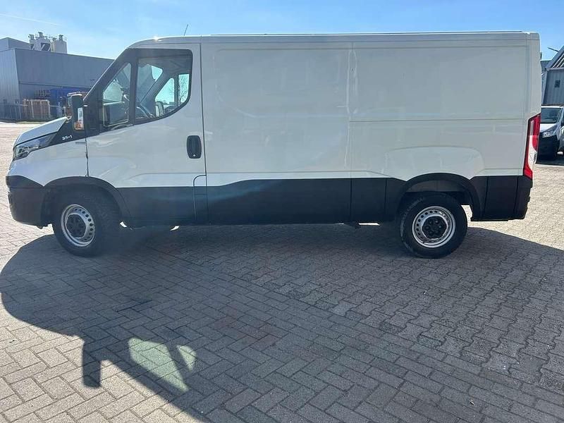 Occasion Iveco Daily 150 PK (110 kW) 2018 Wit Van
