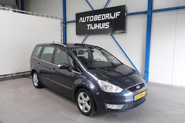 Grijs Gebruikt 2009 Ford Galaxy Titanium MPV | € 2.450 (Duur) - Afbeelding 1/4