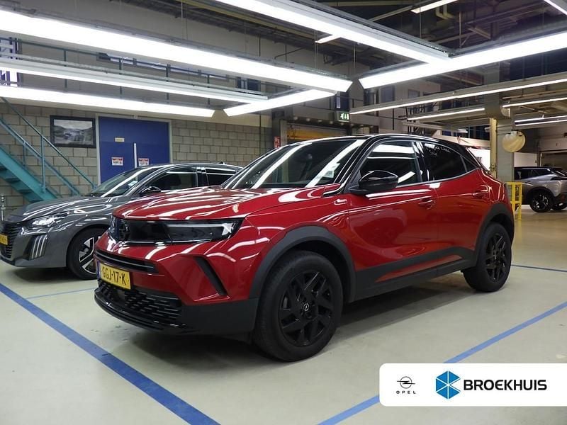 Rood Gebruikt 2024 Opel Mokka SUV | € 22.735 (Eerlijke prijs) - Afbeelding 1/4