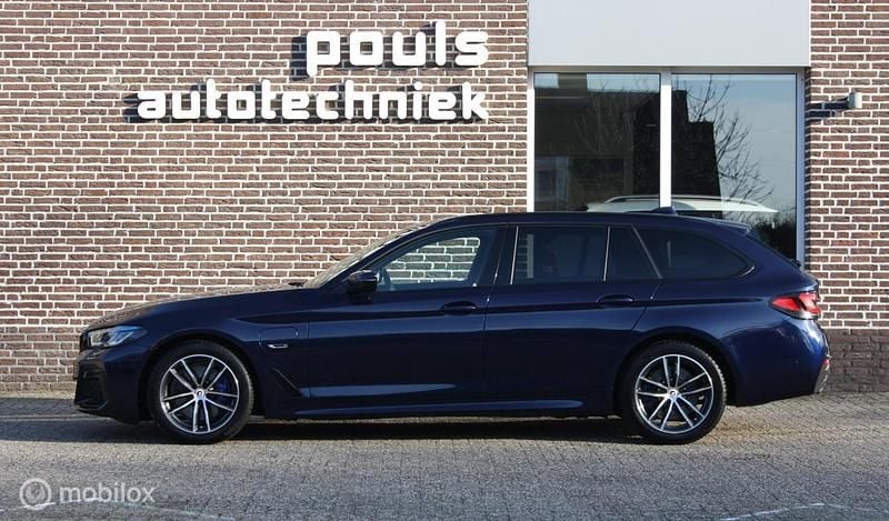 Occasion BMW 530e M Sport 184 PK (135 kW) 2024 Blauw Stationwagen