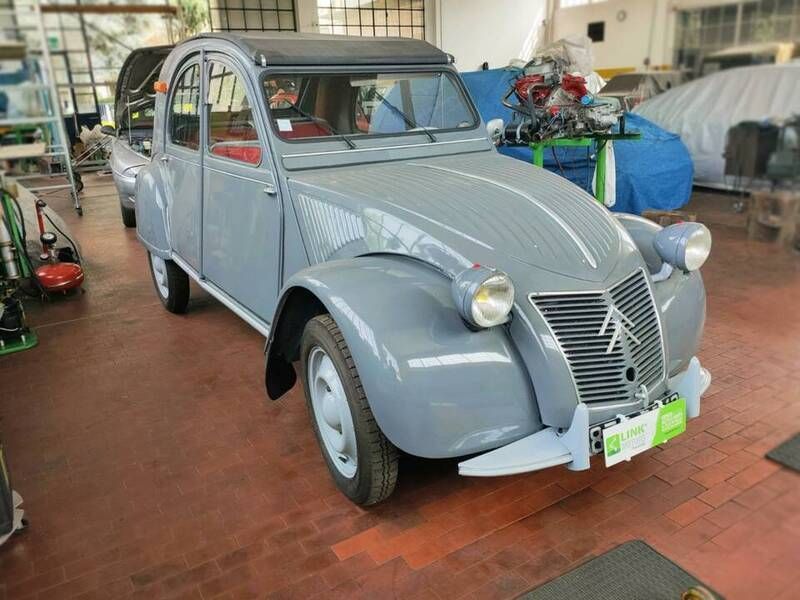 Grijs Gebruikt 1957 Citroën 2CV Sedan | € 20.000 - Afbeelding 1/4