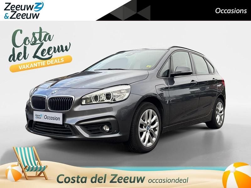Grijs Gebruikt 2017 BMW 225 Active Tourer Executive MPV | € 16.930 (Eerlijke prijs) - Afbeelding 1/4