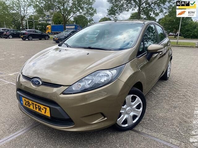 Bruin Gebruikt 2012 Ford Fiesta Ghia Hatchback | € 4.750 (Goede deal) - Afbeelding 1/4