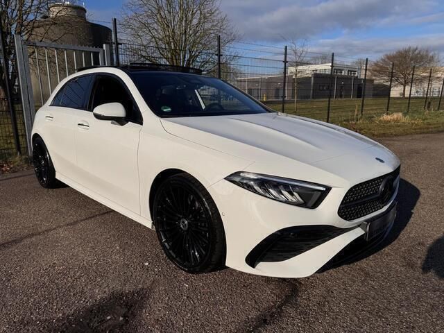 Occasion Mercedes A250 AMG line 238 PK (175 kW) 2023 Wit Hatchback