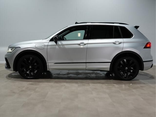 Occasion VW Tiguan R-line 245 PK (180 kW) 2022 Zilver (metallic) SUV