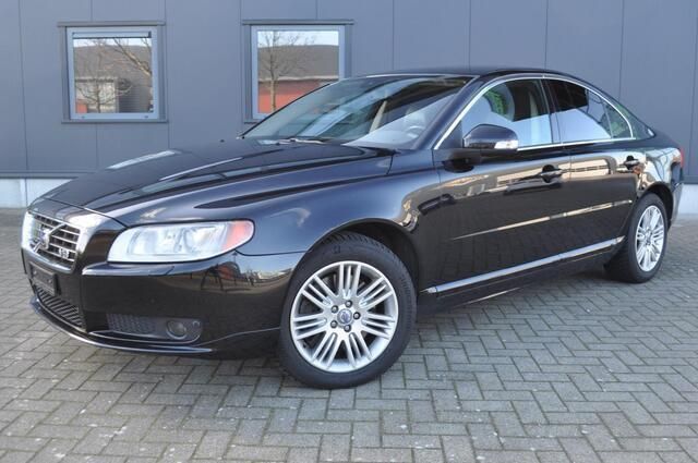 Zwart, metallic lak Gebruikt 2006 Volvo S80 Summum Sedan | € 17.450 (Duur) - Afbeelding 1/4