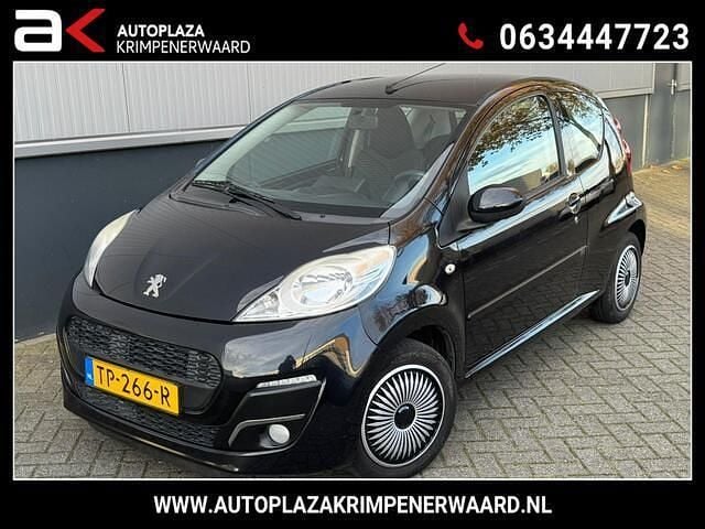 Zwart Gebruikt 2013 Peugeot 107 Access Hatchback | € 3.999 (Eerlijke prijs) - Afbeelding 1/4