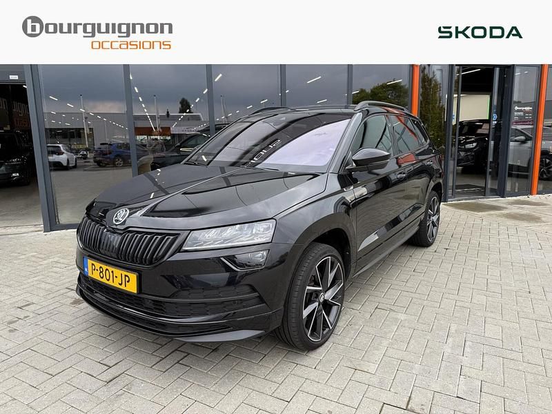 Zwart Gebruikt 2022 Skoda Karoq Business Line SUV | € 30.850 (Duur) - Afbeelding 1/4
