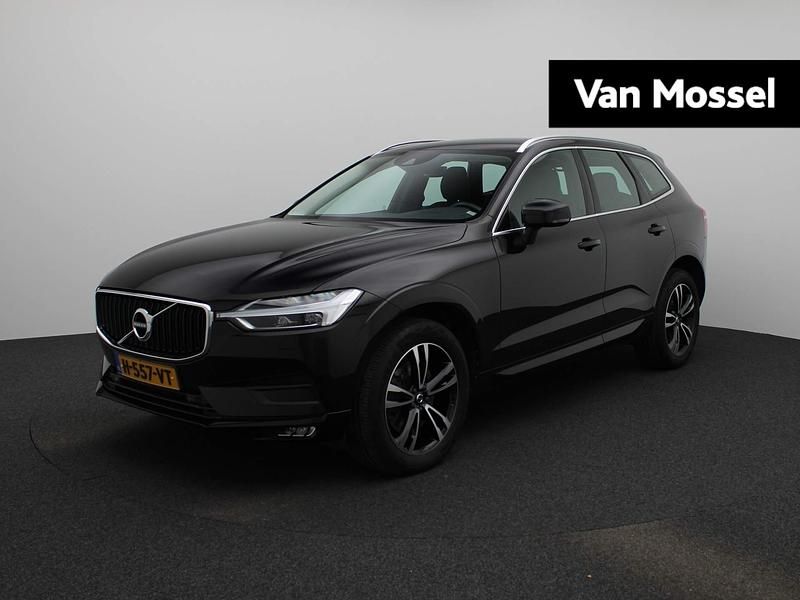 Zwart Gebruikt 2020 Volvo XC60 Momentum SUV | € 35.900 (Eerlijke prijs) - Afbeelding 1/4
