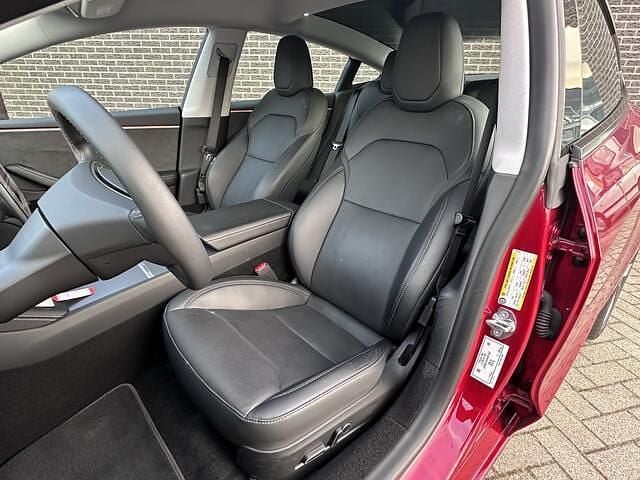 Occasion Tesla Model 3 Long Range AWD 366 kW (498 PK) 2024 Rood Sedan