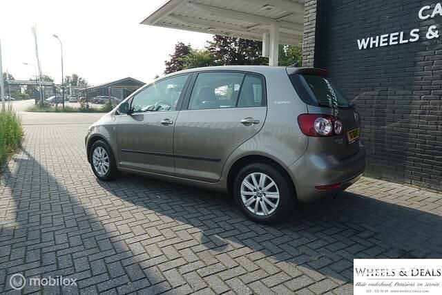 Bruin Gebruikt 2013 VW Golf Plus Highline MPV | € 10.795 (Eerlijke prijs) - Afbeelding 1/4