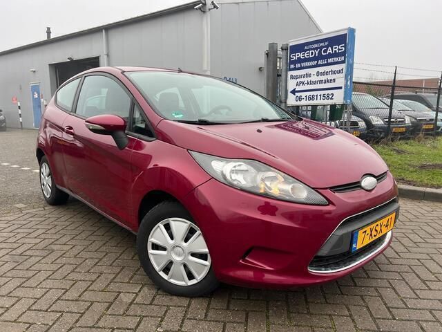 Rood Gebruikt 2009 Ford Fiesta Trend Hatchback | € 1.949 (Eerlijke prijs) - Afbeelding 1/4