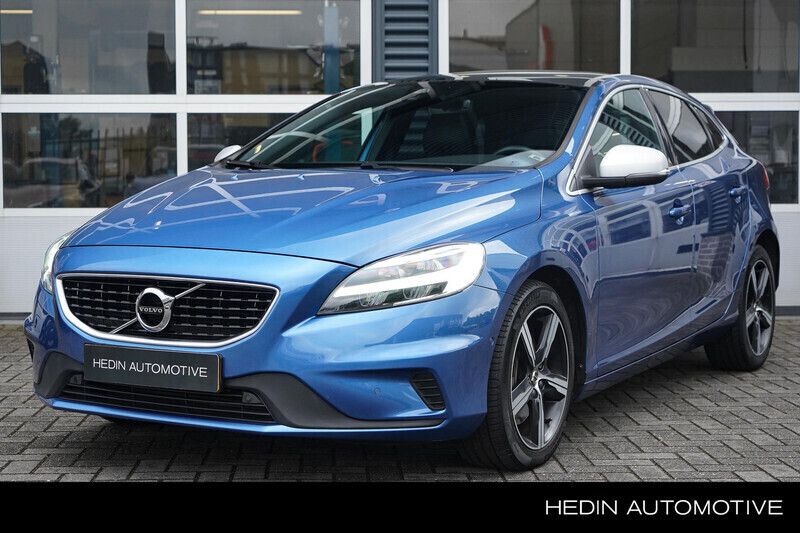 Blauw Gebruikt 2019 Volvo V40 R-Design Stationwagen | € 21.995 (Iets duurder) - Afbeelding 1/4