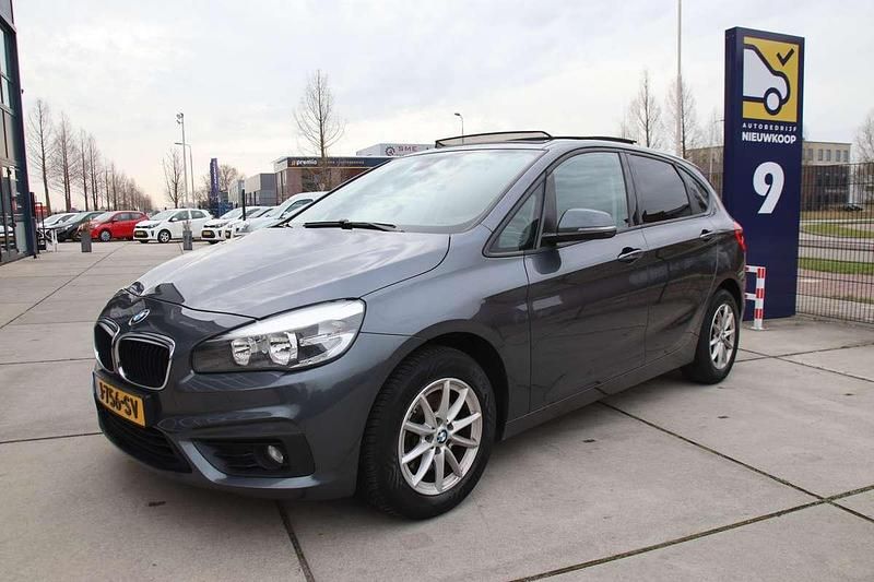 Grijs Gebruikt 2016 BMW 218 Active Tourer Executive MPV | € 12.949 (Goede deal) - Afbeelding 1/4
