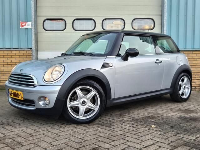 Grijs Gebruikt 2008 Mini Cooper Chili Hatchback | € 5.759 (Eerlijke prijs) - Afbeelding 1/4