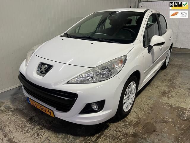 Wit Gebruikt 2012 Peugeot 207 Access Hatchback | € 2.150 (Goede deal) - Afbeelding 1/4