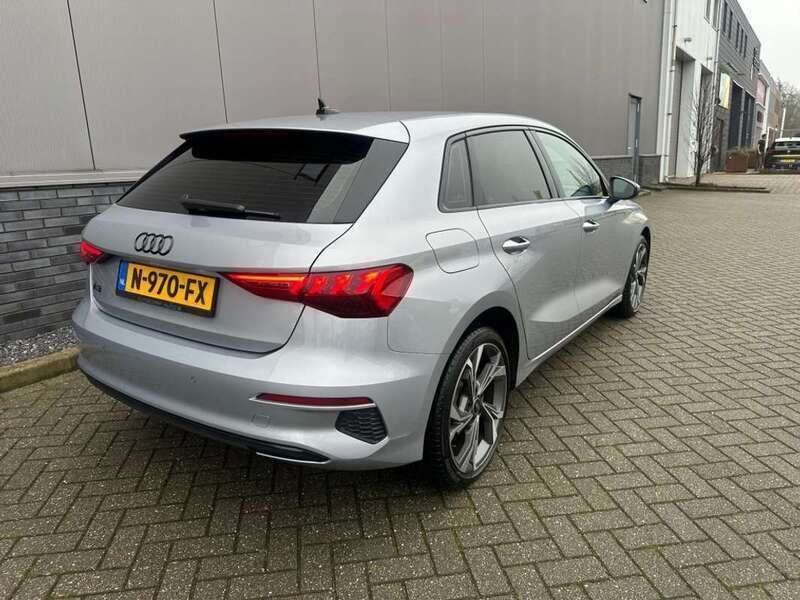 Occasion Audi A3 e-tron Business 150 PK (110 kW) 2021 Grijs Hatchback