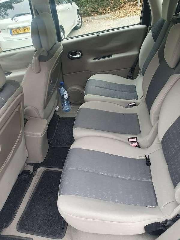 Occasion Renault Scénic II 113 PK (83 kW) 2005 MPV