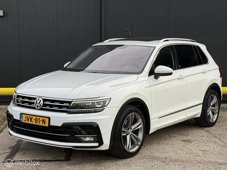 Occasion 2017 VW Tiguan R-line SUV | € 390 - Afbeelding 1/4