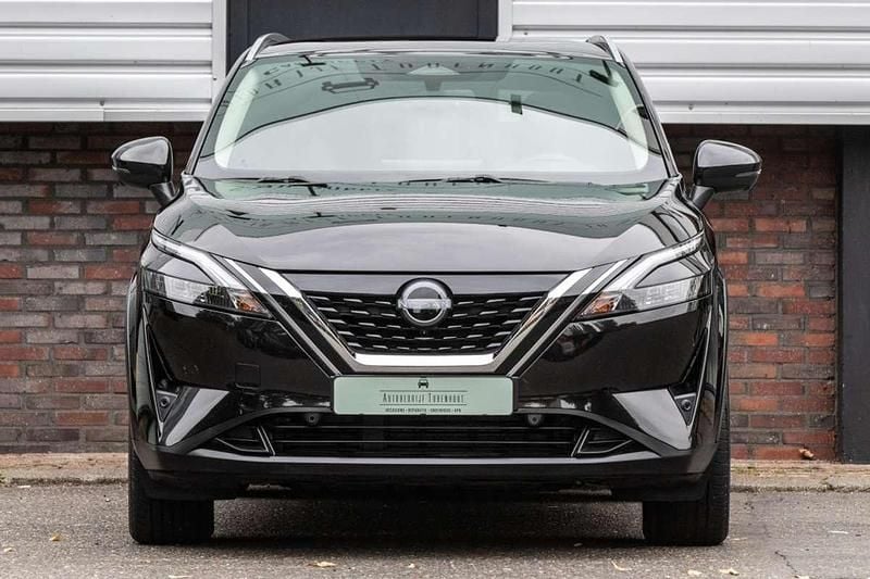Zwart Gebruikt 2024 Nissan Qashqai Tekna+ SUV | € 30.950 (Super prijs) - Afbeelding 1/4