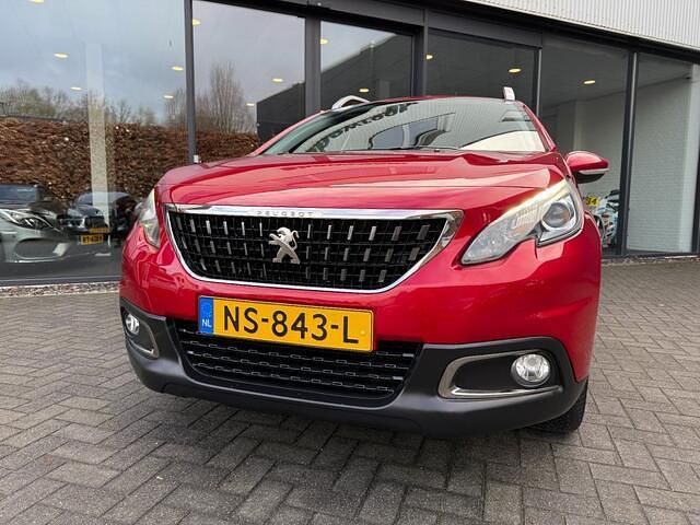 Occasion Peugeot 2008 110 PK (80 kW) 2017 Rood SUV