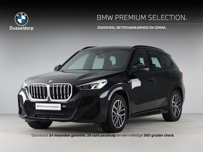 Zwart Gebruikt 2024 BMW X1 M Sport SUV | € 47.450 (Eerlijke prijs) - Afbeelding 1/4