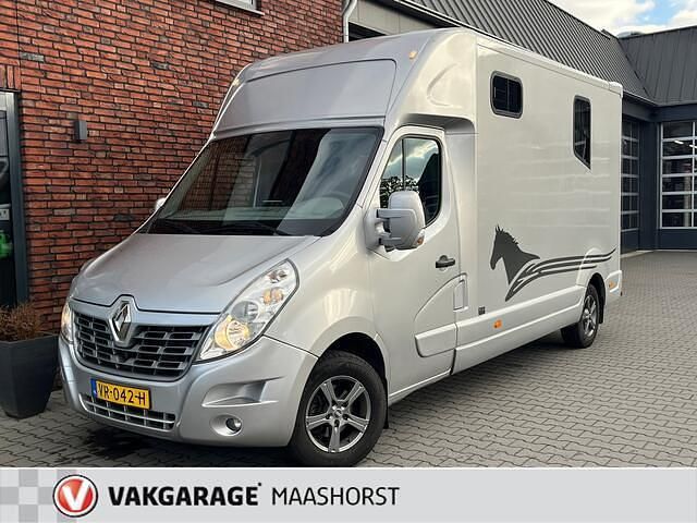Grijs Gebruikt 2015 Renault Master Van | € 24.800 - Afbeelding 1/4