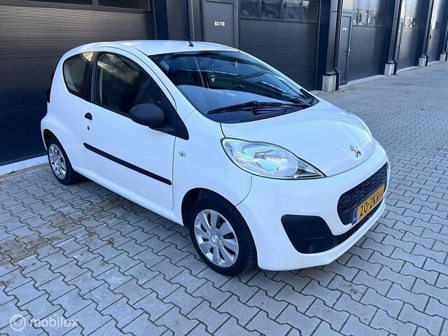 Occasion Peugeot 107 Access 68 PK (50 kW) 2013 Wit Hatchback