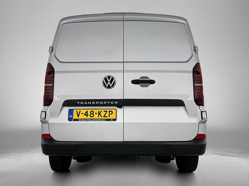 Occasion VW Transporter Life 110 PK (80 kW) 2024 Grijs Van