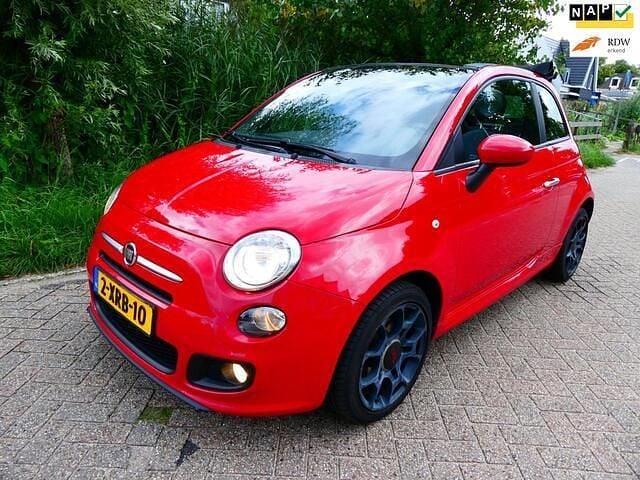 Rood Gebruikt 2015 Fiat 500C Lounge Cabriolet | € 6.745 (Eerlijke prijs) - Afbeelding 1/4
