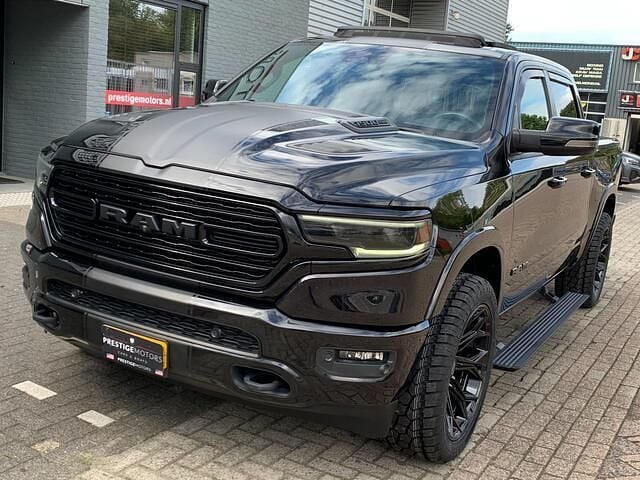 Zwart Gebruikt 2020 Dodge Ram Limited Pickup | € 49.900 (Goede deal) - Afbeelding 1/4