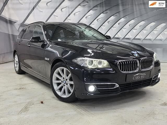 Zwart Gebruikt 2016 BMW 520 Executive Stationwagen | € 16.999 (Iets duurder) - Afbeelding 1/4
