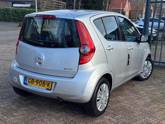 Occasion Opel Agila Edition 65 PK (47 kW) 2010 Grijs Hatchback