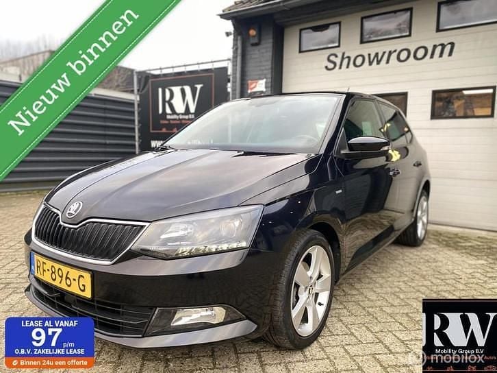 Zwart Gebruikt 2018 Skoda Fabia Style Hatchback | € 5.895 (Goede deal) - Afbeelding 1/4